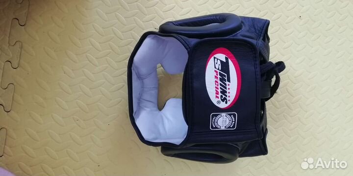 Шлем для единоборств