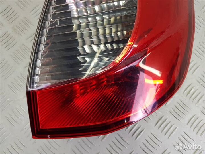 8200474327 Фонарь задний правый Renault Scenic