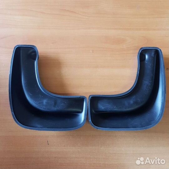 Брызговики передние Opel Astra H