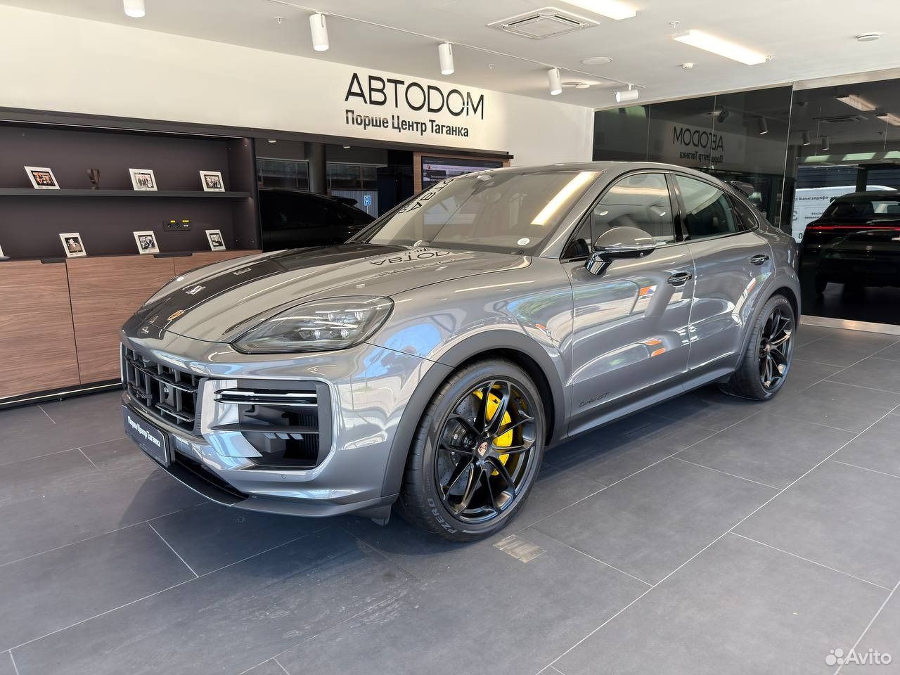 Porsche Cayenne Coupe 4.0 AT, 2025