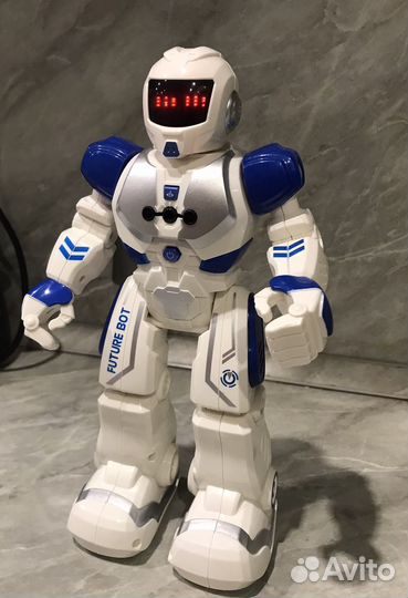 Игрушка робот