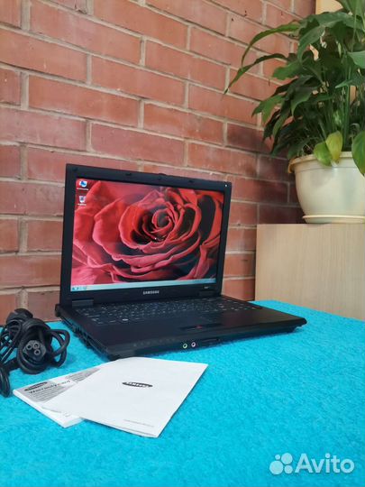 Мощный/Идеальный/Оригинальный ноутбук Samsung