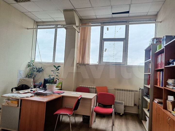 Склад, 590 м²