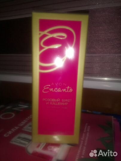 Женские парфюмы avon и oriflame