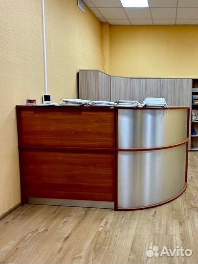 Стойка ресепшен бу