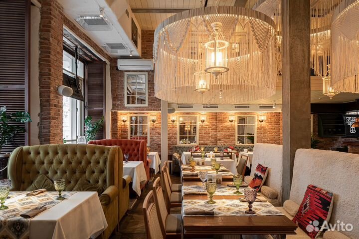 Хостес в ресторан грузинской кухни