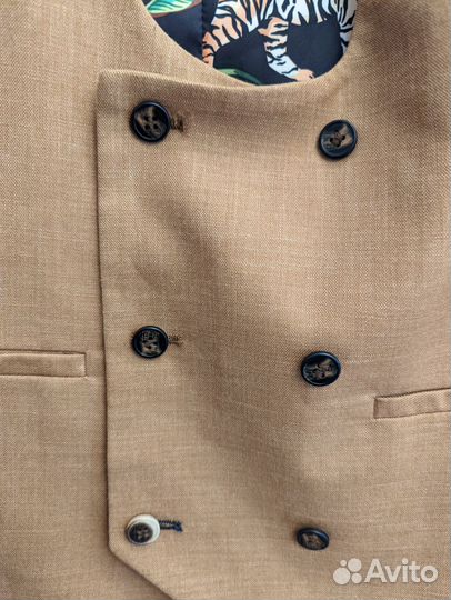 Жилет мужской костюмный нарядный