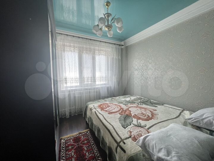 2-к. квартира, 64 м², 1/10 эт.
