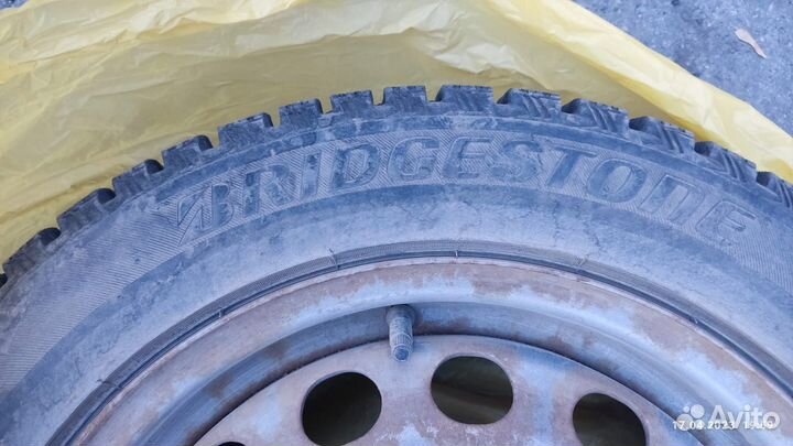 Bridgestone Blizzak Spike-01 205/55 R16 91T
