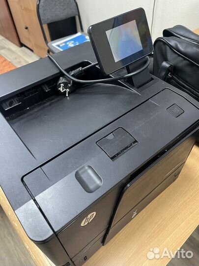Принтер лазерный HP 400