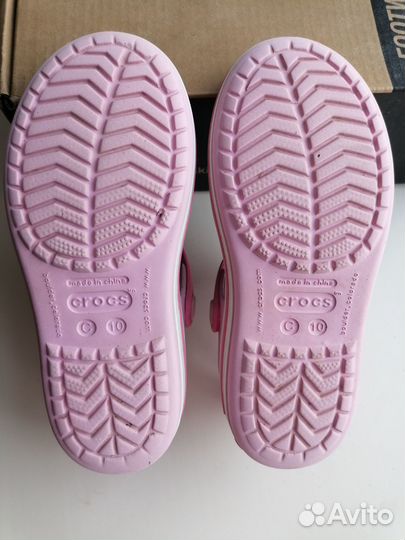 Сандали crocs