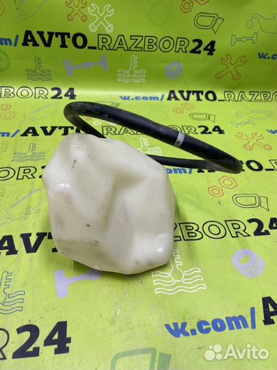Расширительный бачок Camry ACV30 2az-fe 2004 г.,46