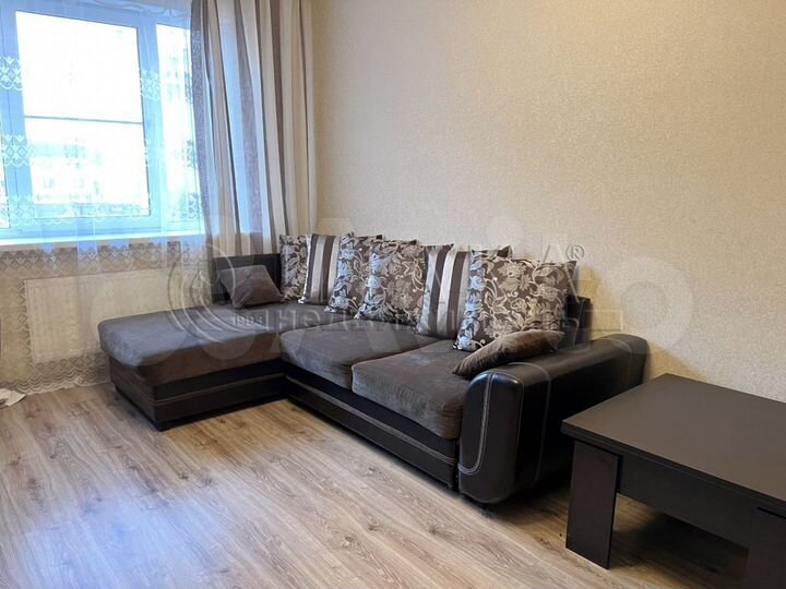 2-к. квартира, 53,2 м², 2/4 эт.