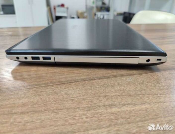 Asus N56DY FullHD A8 4cpu/ AMD-4GB/8GB /1TB