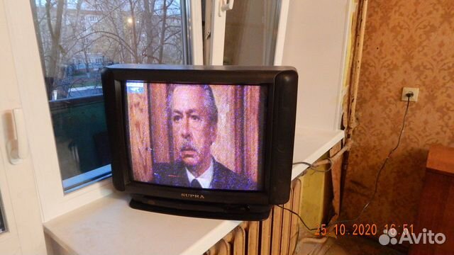 Телевизор supra STV-2140W б/у