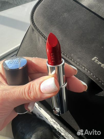 Губная помада givenchy