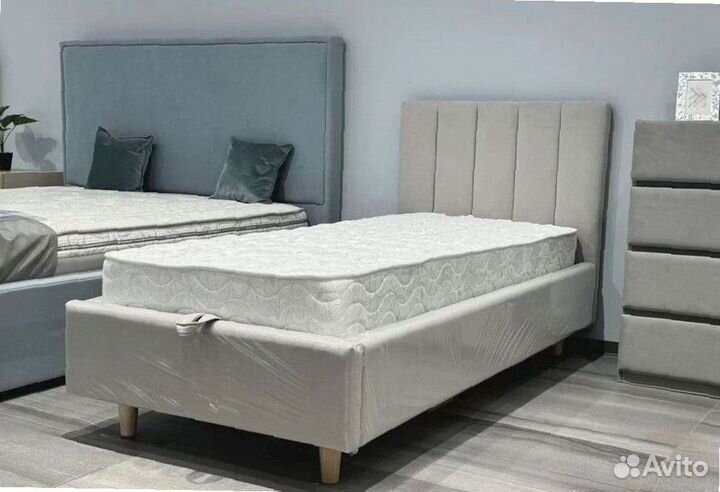 Односпальная мягкая кровать