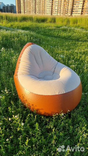 Самонадувающееся и самосдувающееся Кресло мешок