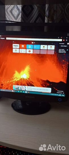 Монитор samsung