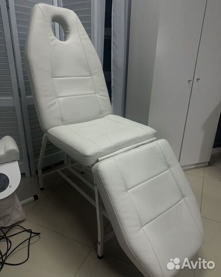Косметологическая кушетка