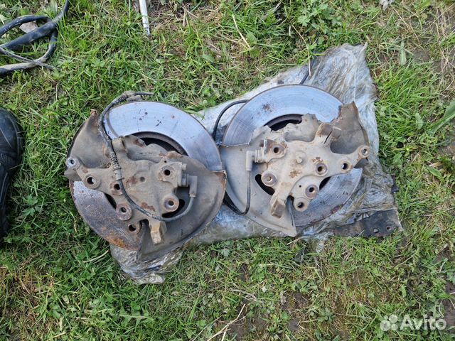 Передняя ступица мерседес бенц w124 3.2