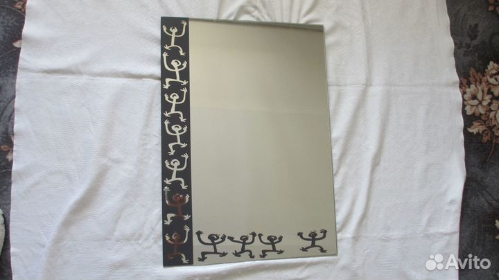 Зеркало 50см на 70см