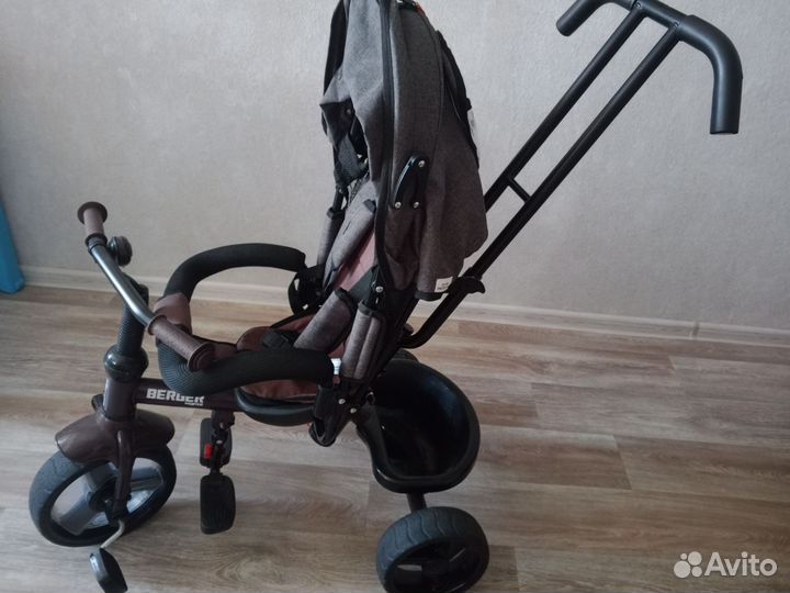 Детский велосипед с родительской ручкой