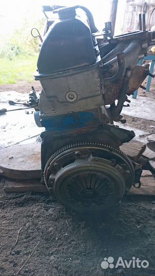 Продам двигатель 2103