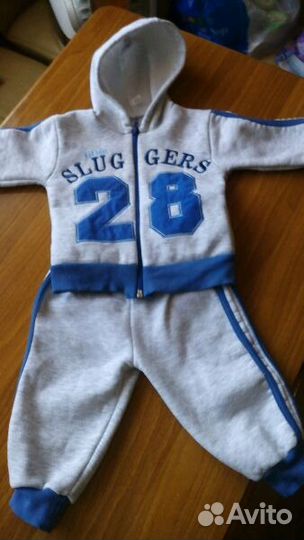 Продам теплый костюмсик