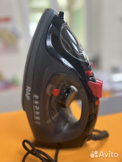 Электрический паровой утюг новый R.1245G RAF