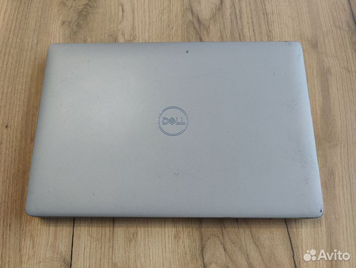 Современный ноутбук Dell, процессор 11 поколения