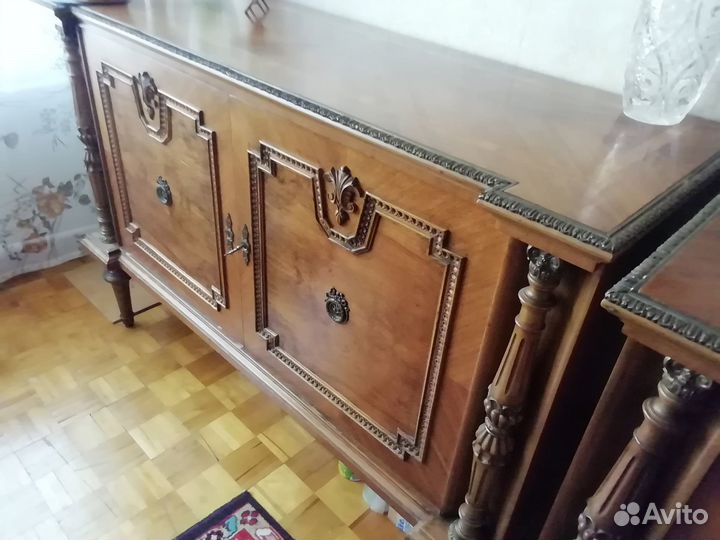 Арабский мебельный гарнитур