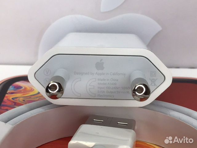 Зарядка на iPhone блок 5w -1 A. оригинал