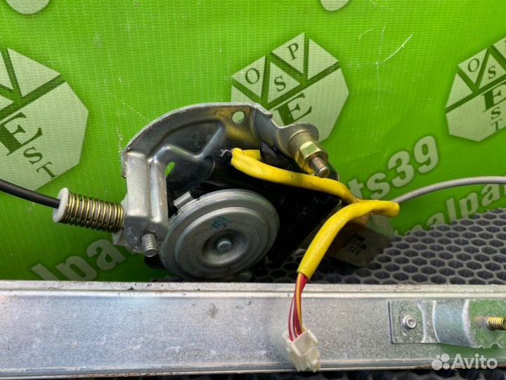 Стеклоподъемник передний правый Mazda Mpv LW5W