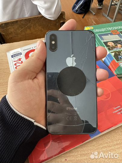iPhone X, 64 ГБ