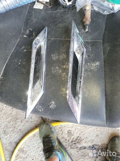 Вставки на крылья cadillac cts 2