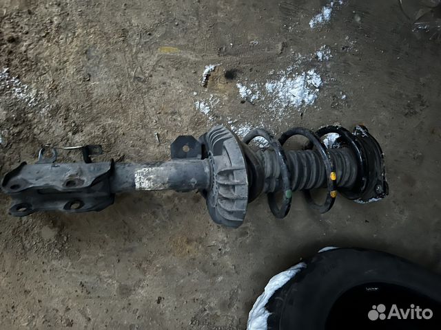 Амортизатор передни левый vito v-class w447