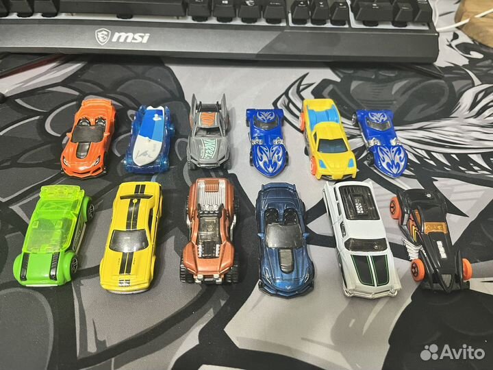 Hot wheels машинки