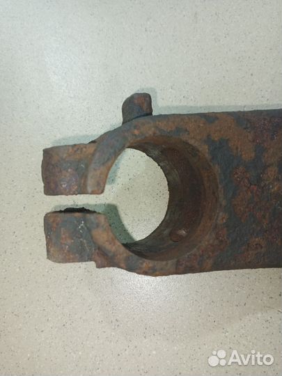 Поворотный кулак пер. левый Peugeot 206