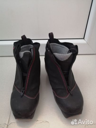 Лыжные ботинки детские rossignol 36 размер