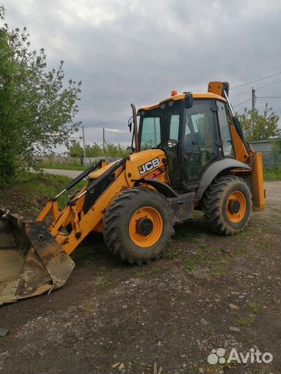 Машинист экскаватора погрузчика jcb
