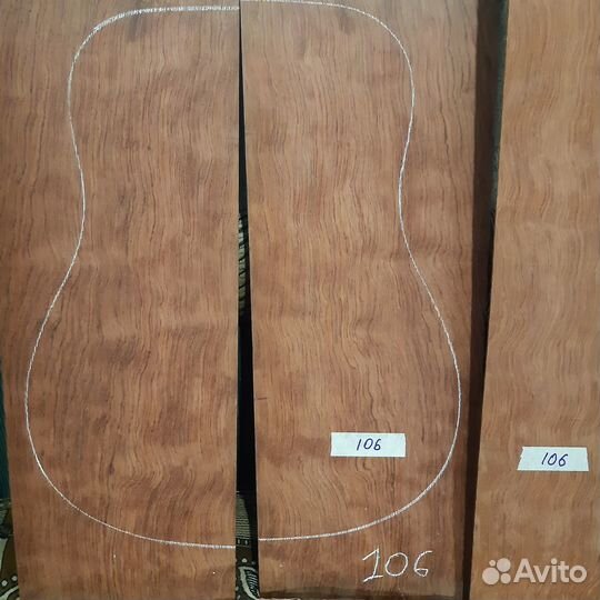 Музыкальное дерево для гитар