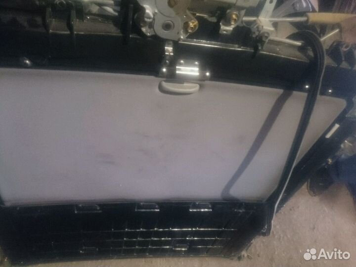 Электро Люк Lexus es300 1996 года