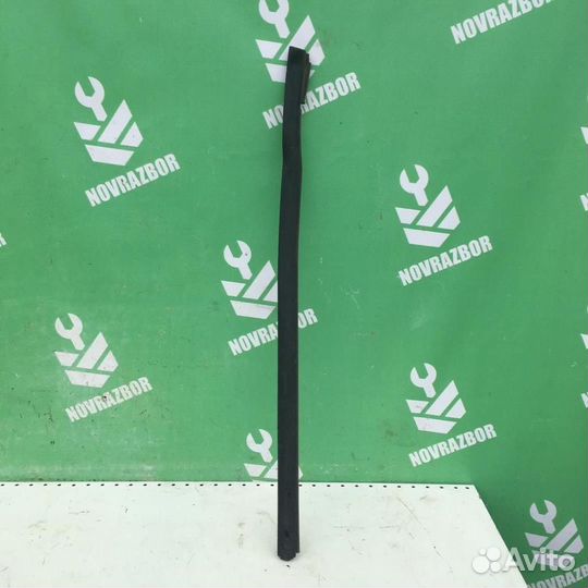 Накладка стекла заднего левого Форд Фокус 2 08-11