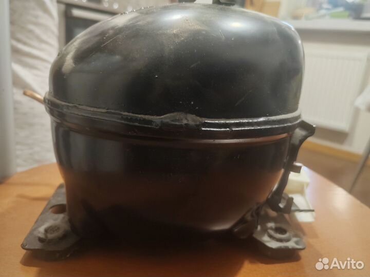 Компрессор для холодильника embraco