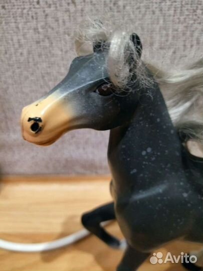 Лошадь игрушка