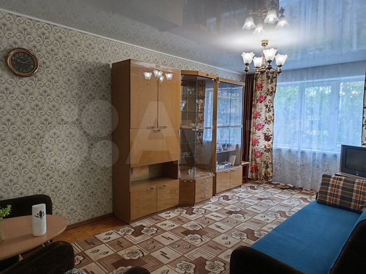 2-к. квартира, 52 м², 3/5 эт.