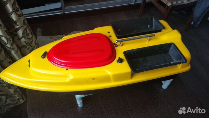 Катер для рыбалки