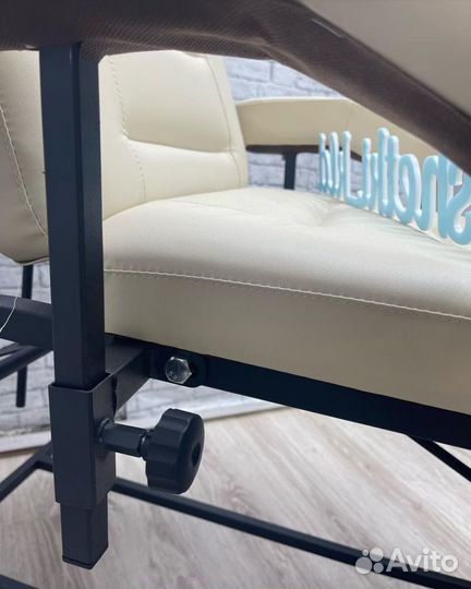 Косметологическое кресло-кушетка