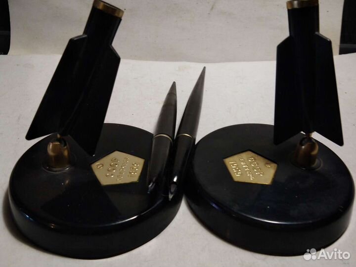 Перьевая авторучка Космос